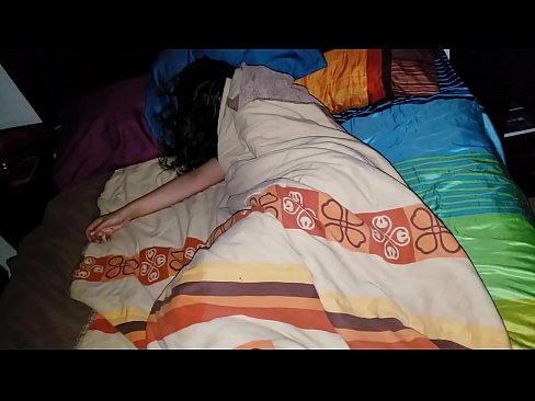 ❤️ Stepson nga gibadlong ang iyang batan-ong ina-ina samtang siya natulog. ❤❌ Maanindot nga porn sa amon ☑