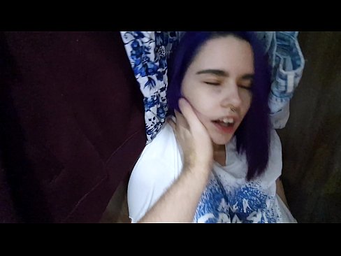 ❤️ Nakit-an akong igsoong babaye sa aparador ug gitabangan siya sa iyang cum ❤❌ Maanindot nga porn sa amon ☑